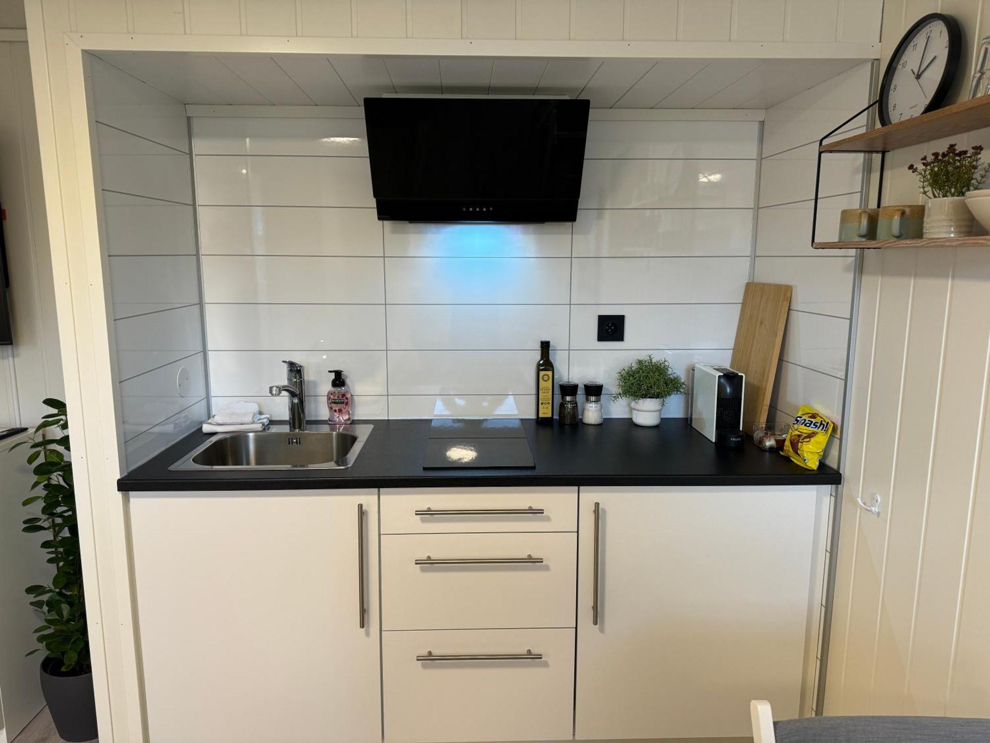 Mini Apartment In Centre Of Jørpeland المظهر الخارجي الصورة